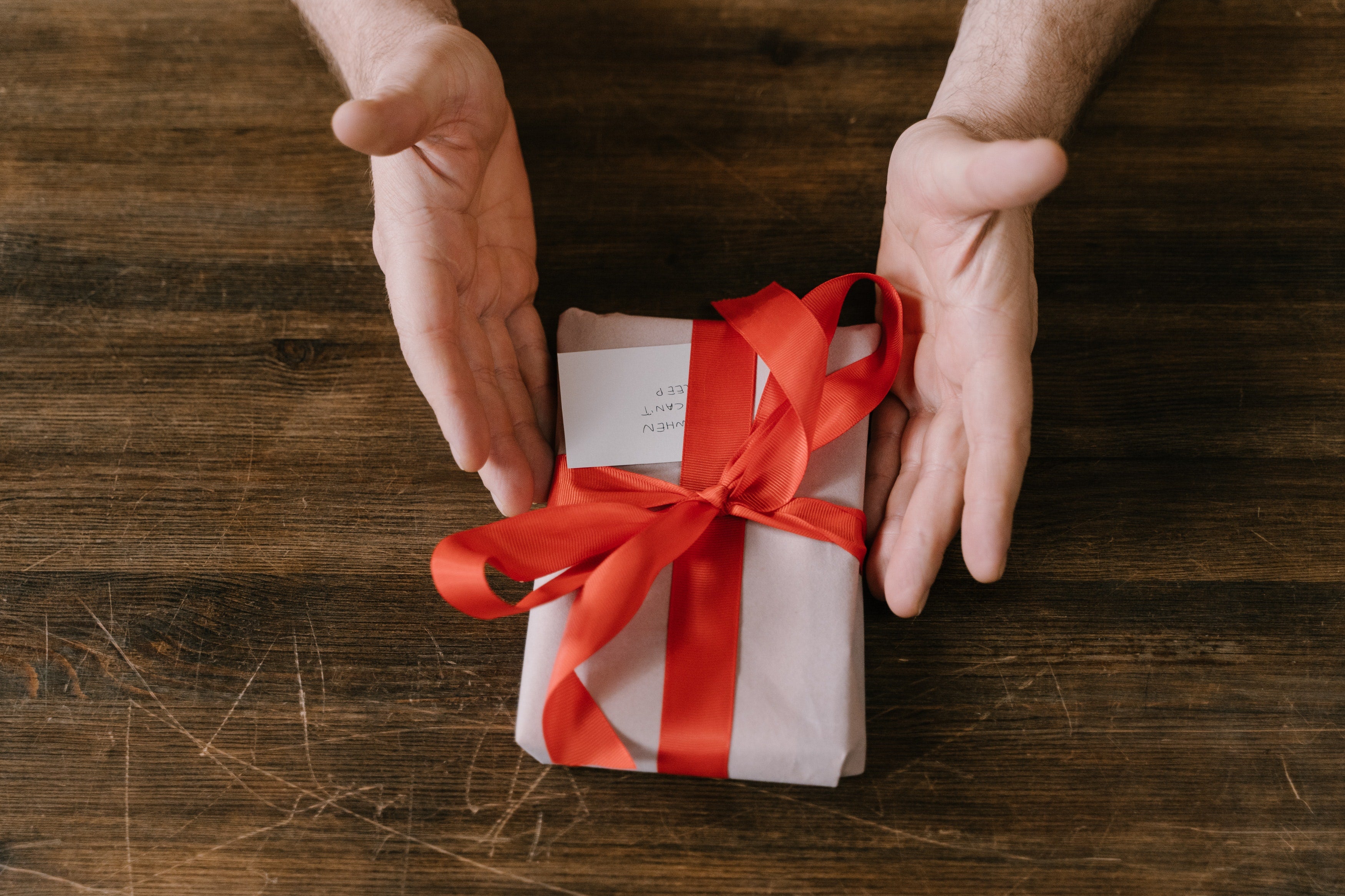 4 tips on buying the perfect gift for men