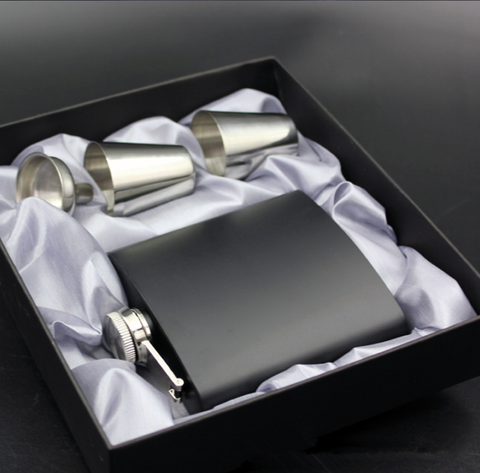 Personalised Black Flask gift Set