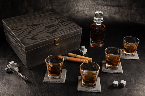 decanter and  whiskey glasses 